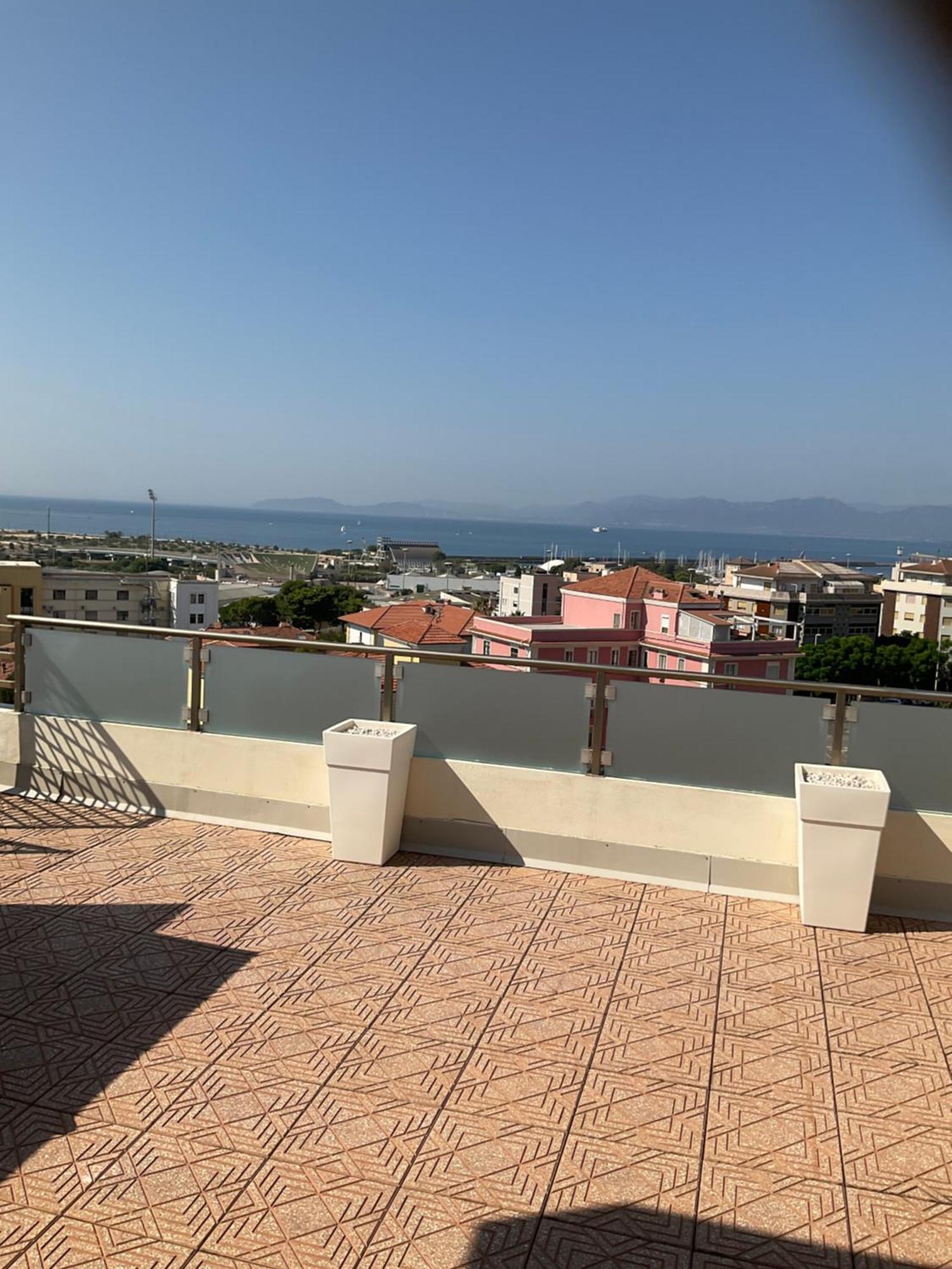Giroloft Appartement Cagliari Buitenkant foto